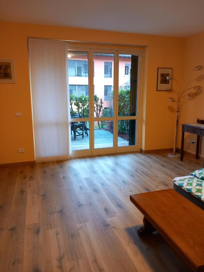 Sunshine Guesthouse Каннеро-Рив'єра Екстер'єр фото